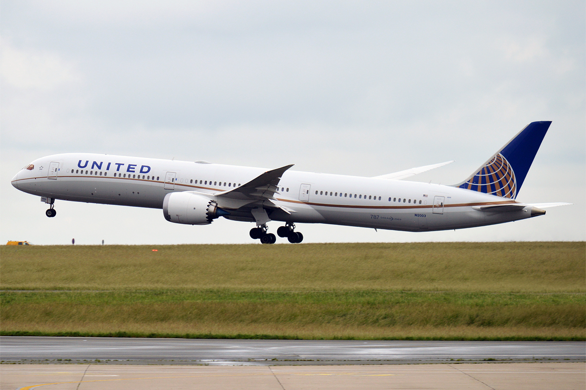 United Airlines inauguró sus vuelos sin escalas entre Chicago y Atenas