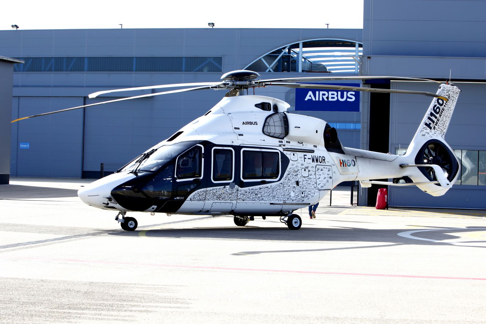 H160M