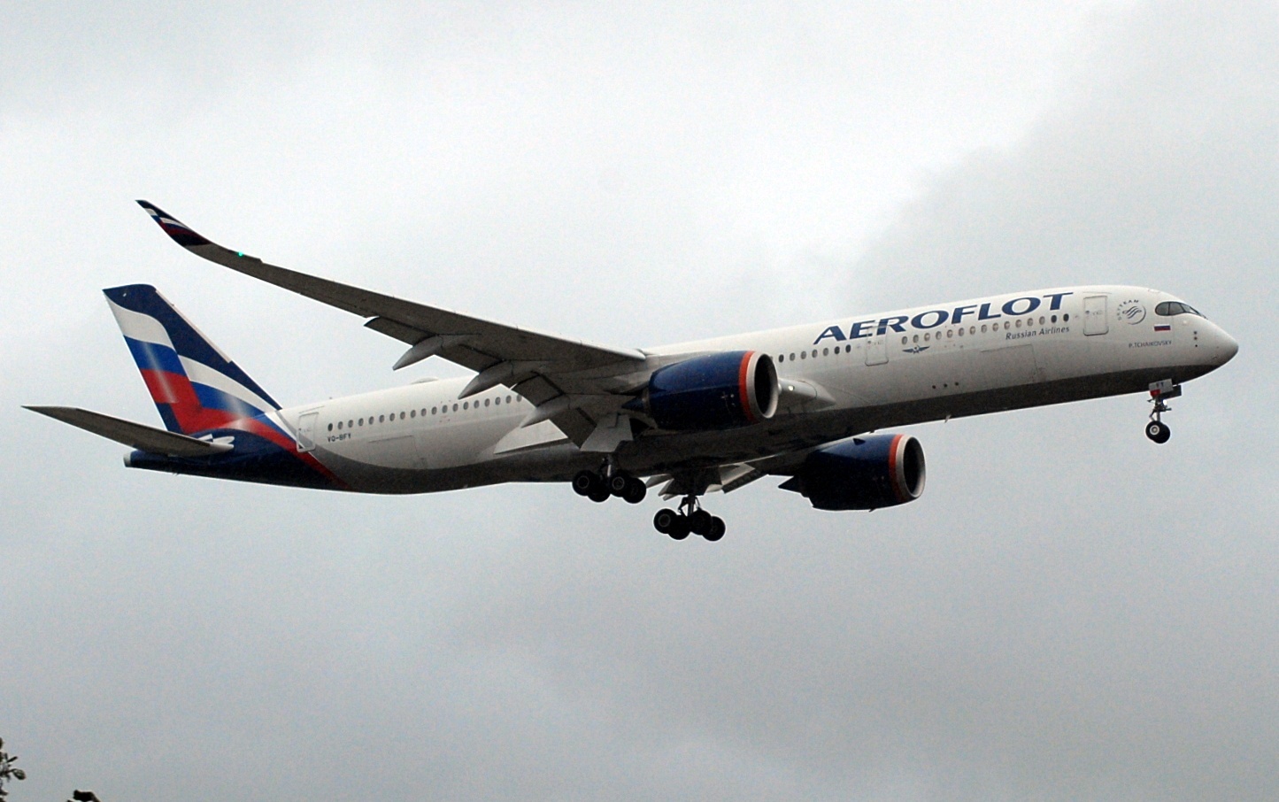 UK bans Aeroflot operations, freezes Rostec assets, high-tech exports Aviacionline