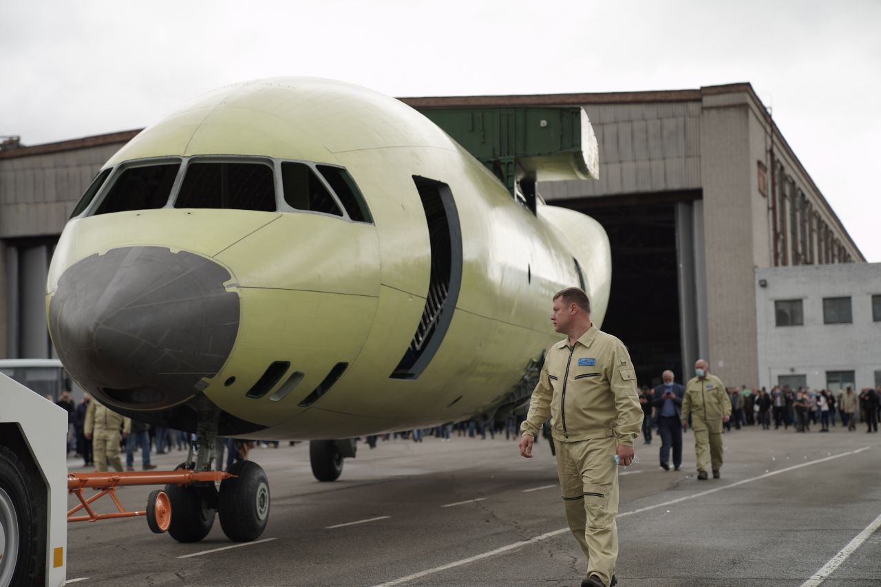 Antonov An-178