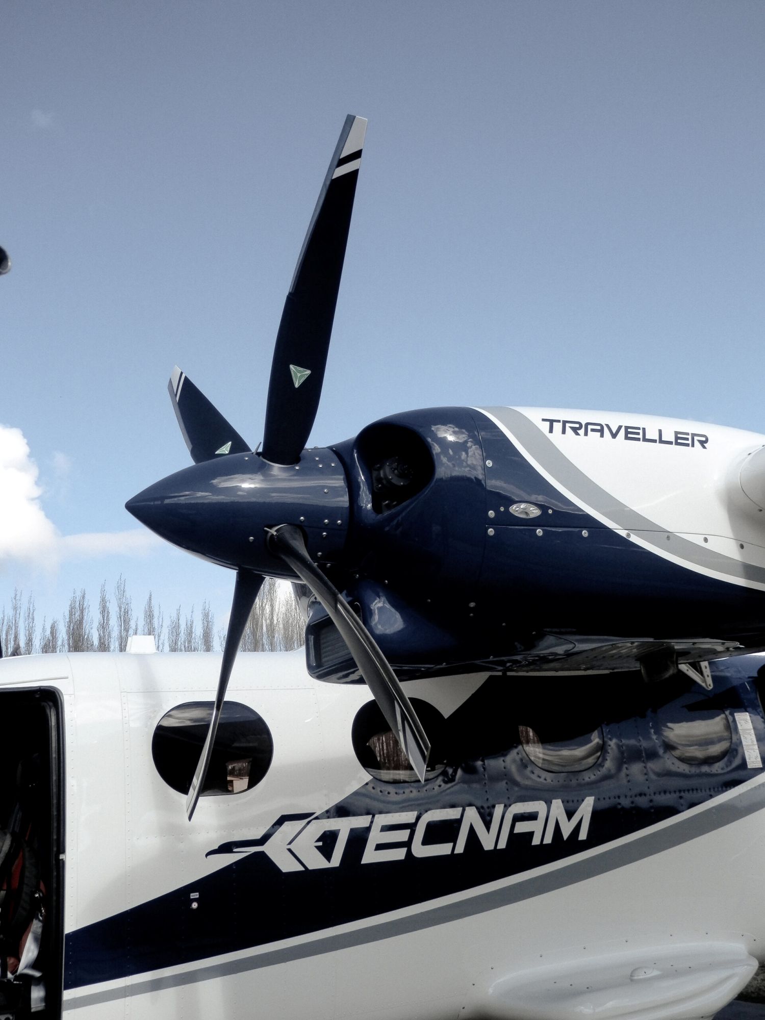 Tecnam P2012 Traveller. FlexFly.