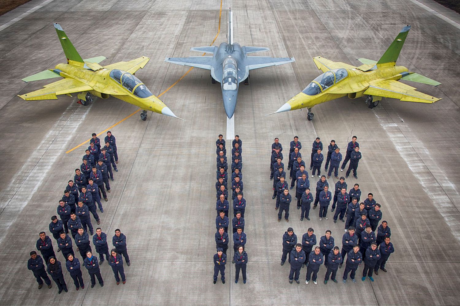 CATIC L-15