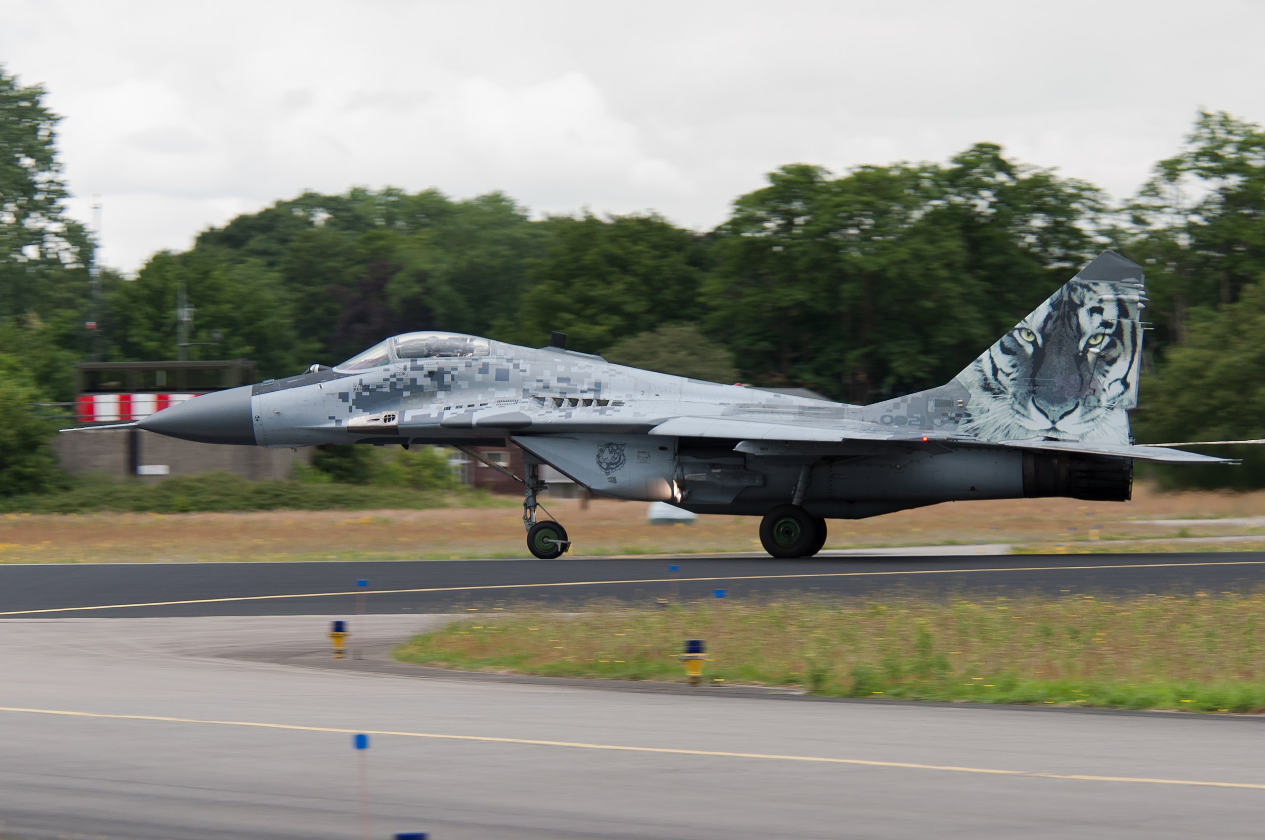 MiG-29 