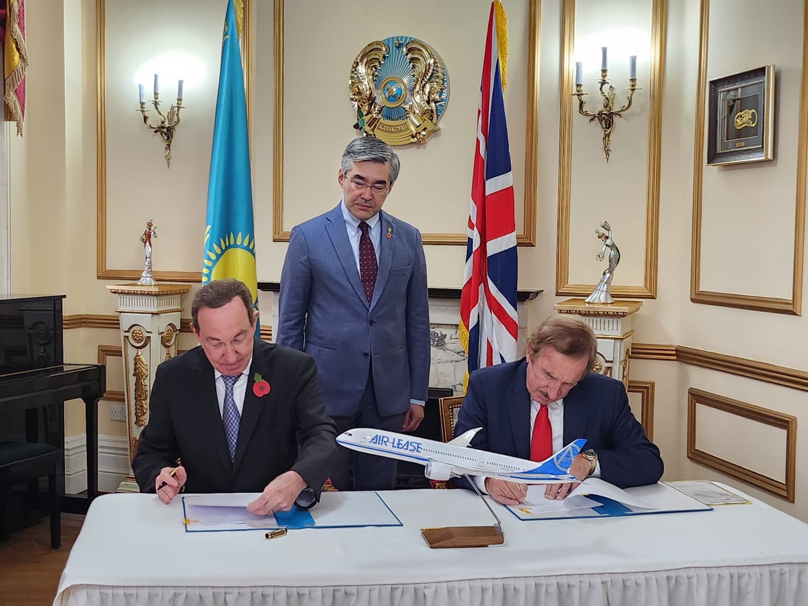 Air Astana acuerda por tres Boeing 787-9 con Air Lease Corporation