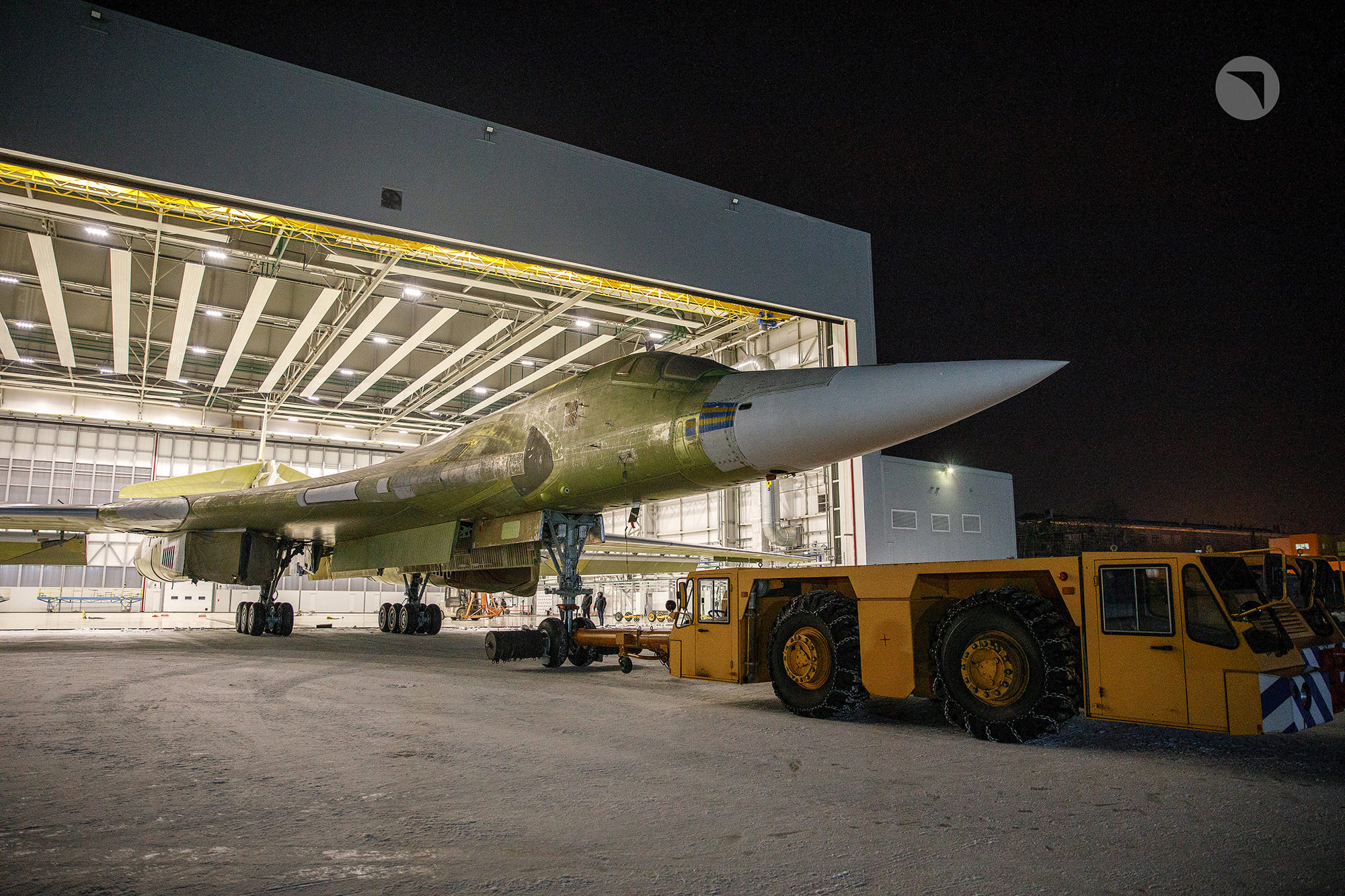 Rostec entrega dos bombarderos estratégicos Tu-160M modernizados