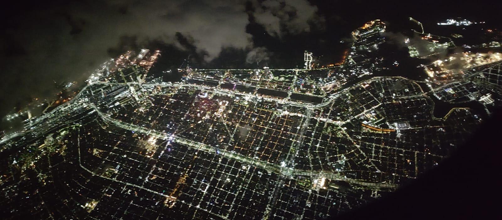 Buenos Aires de noche por Arajet