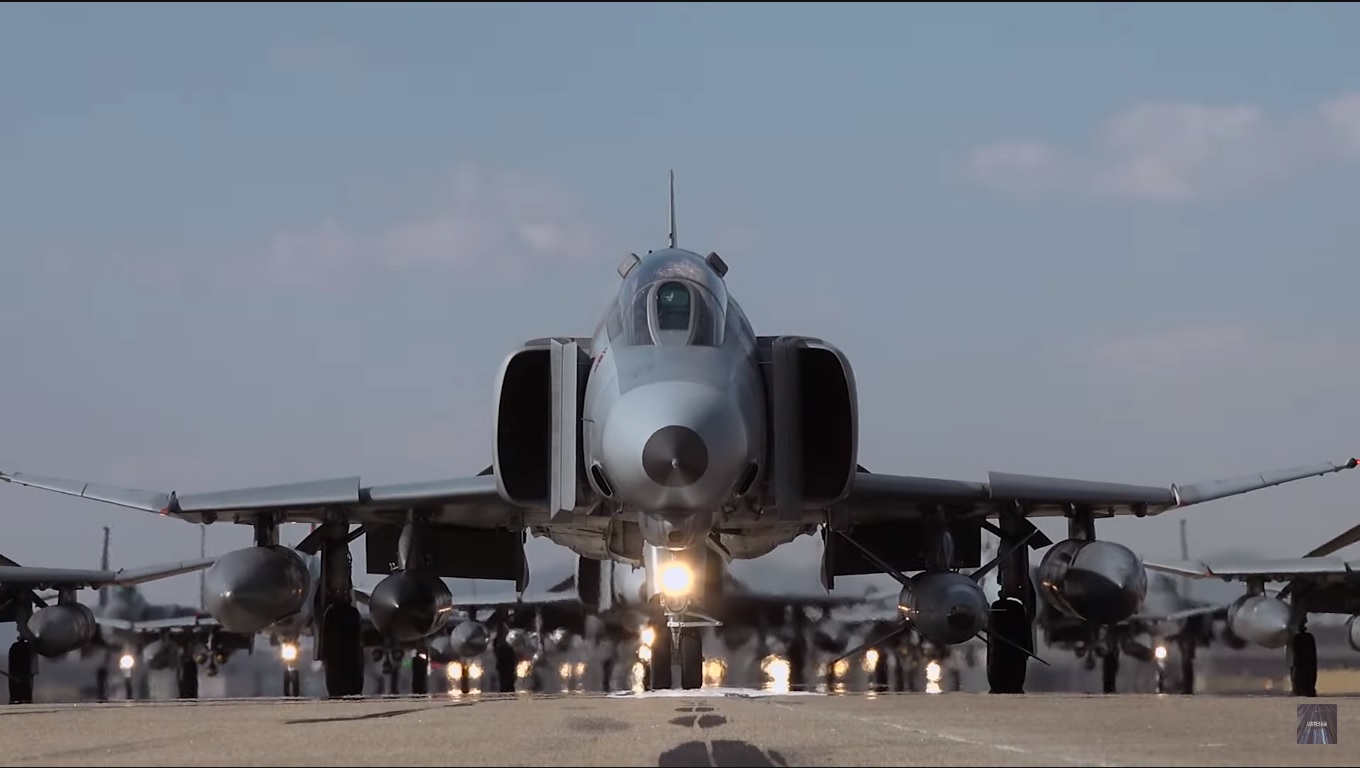 Last F-4E Phantom II of ROKAF Elephant Walk