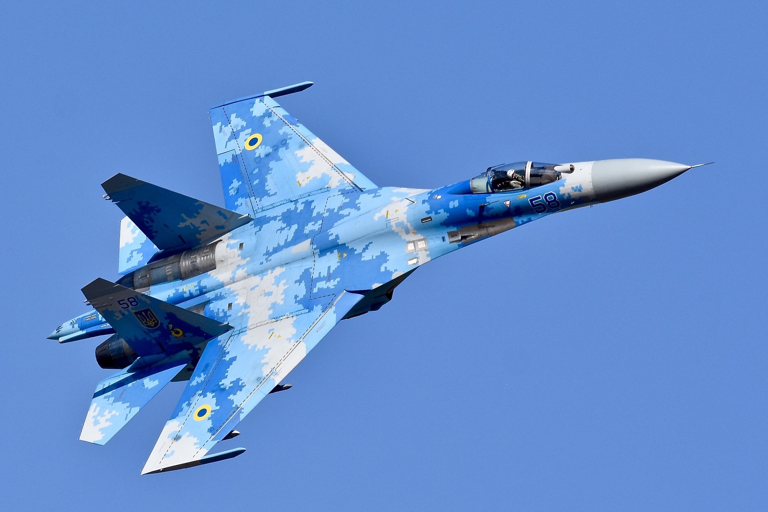 Su-27 Ucrania Ukraine