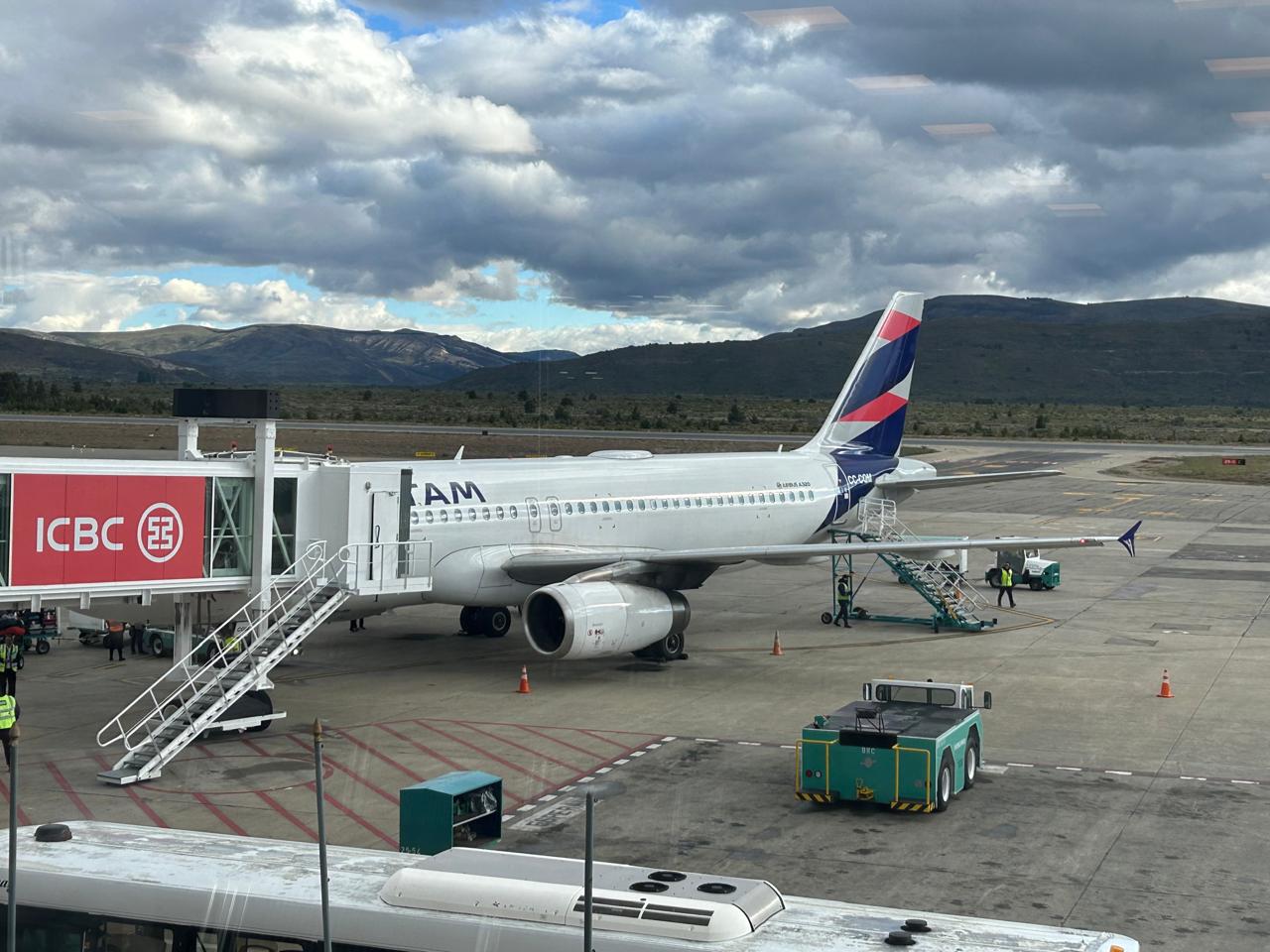 LATAM inaugural bariloche santiago 06dic2024