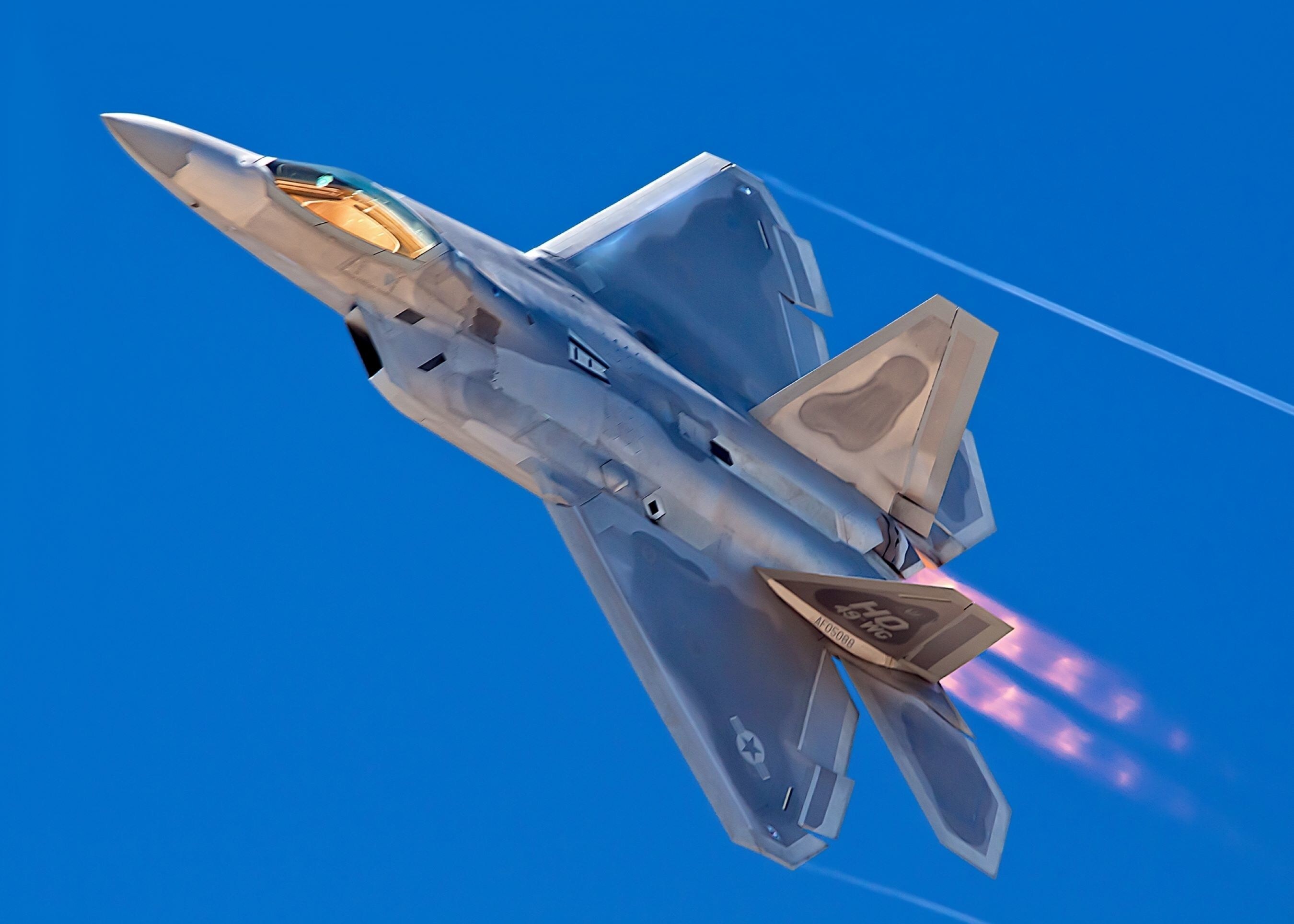 Lockheed Martin F-22 TacIRST Infrared Defensive System