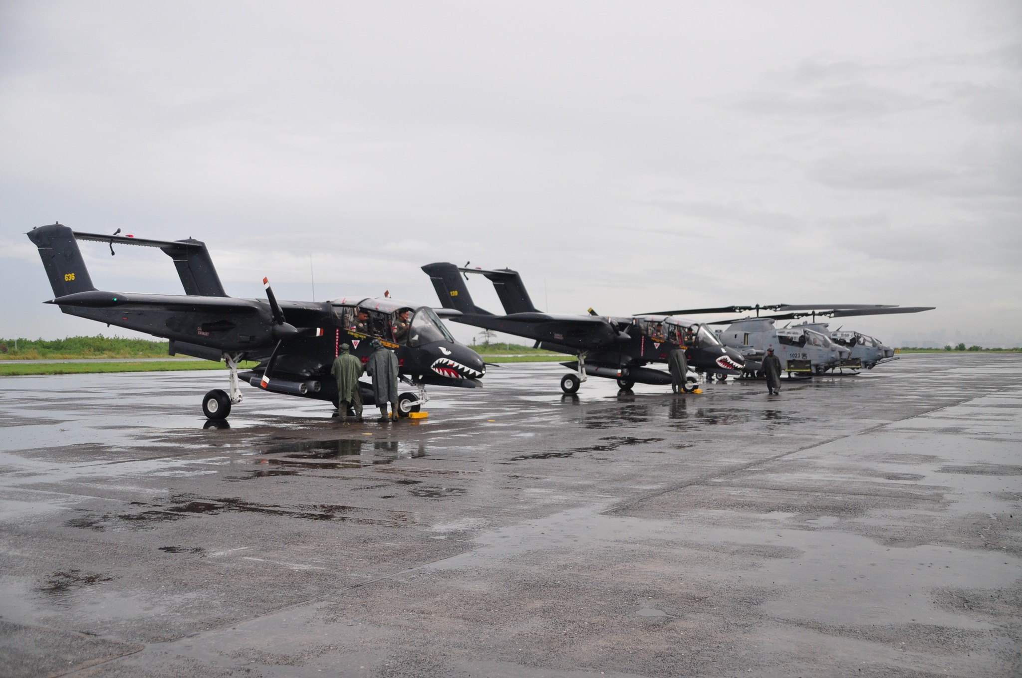 OV-10 Bronco AH-1 Cobra PAF