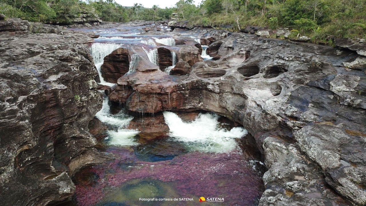 Satena, Caño cristales.