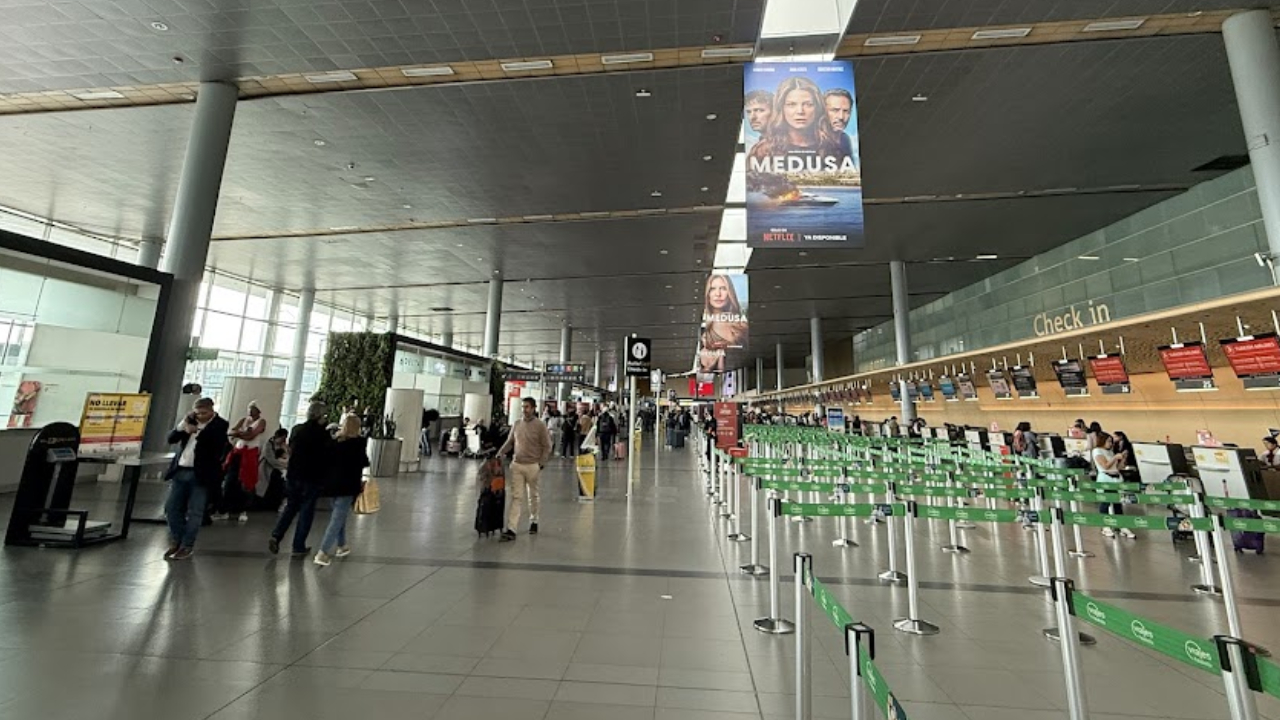 Aeropuerto el dorado pasajeros