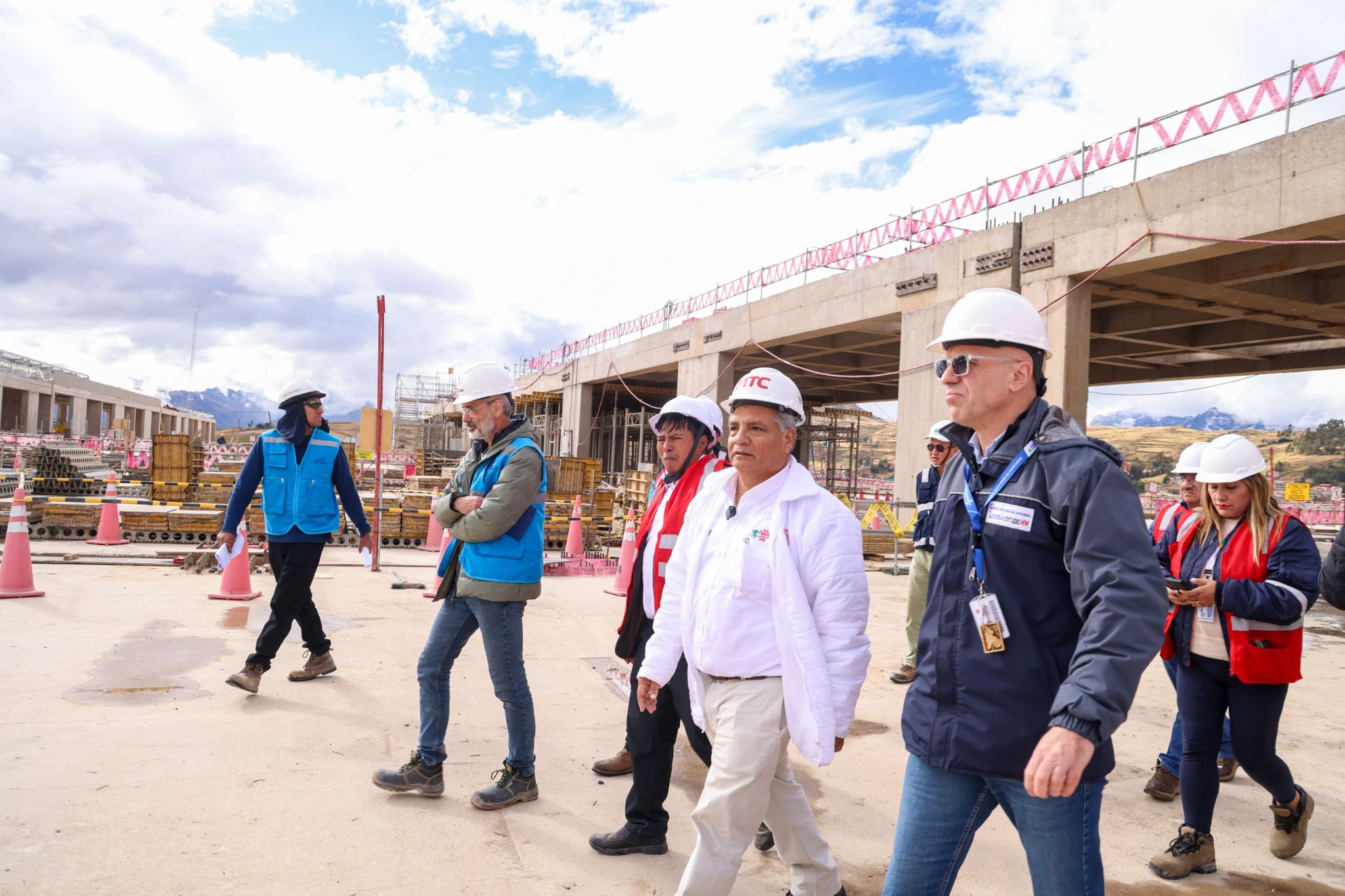 Aeropuerto Internacional de Chinchero obras