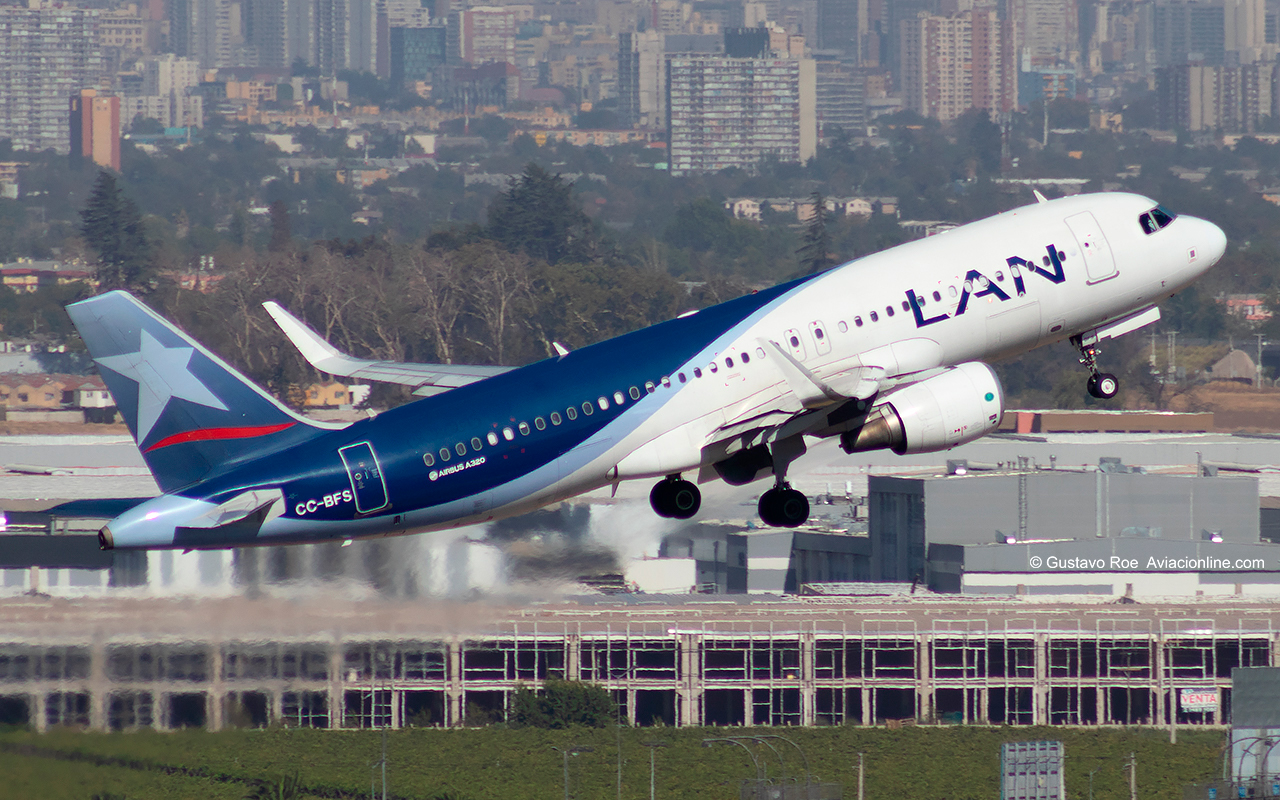CC-BFS - Airbus A320-214 - LAN Airlines