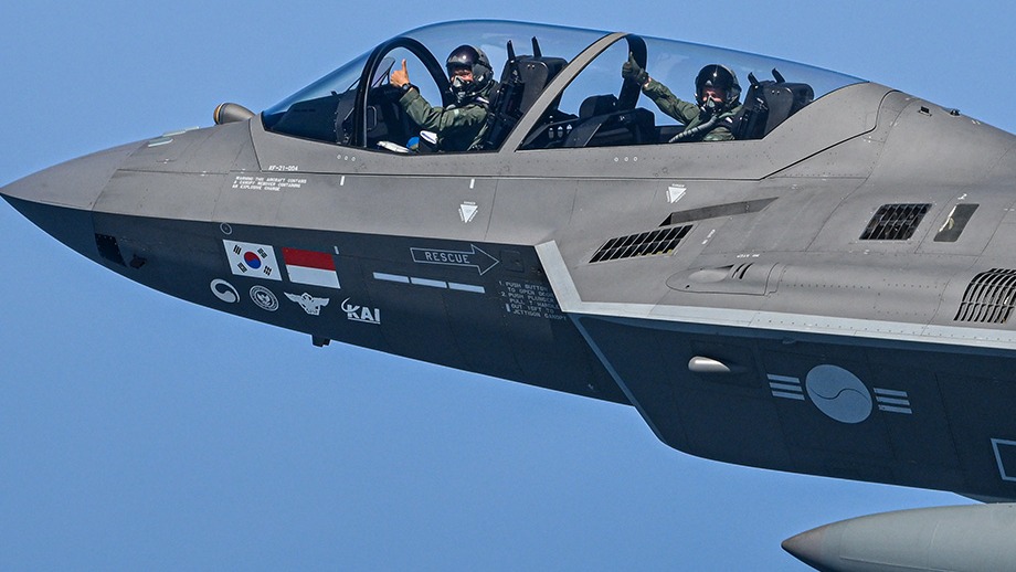 Comandante polaco prueba el KF-21 Boramae de Corea del Sur – Aviacionline