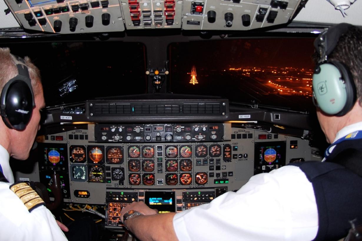 Cockpit de un BAe ATP de West Air Europe 2007 (Foto: Felix Goetting - Wikimedia - GNU Free Documentation License, Version 1.2 only)