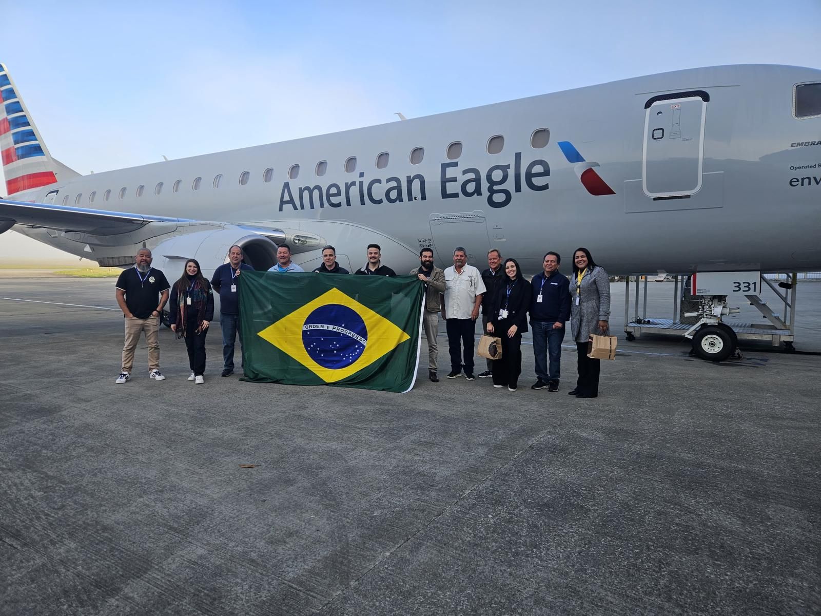 Embraer E175 Envoy Air