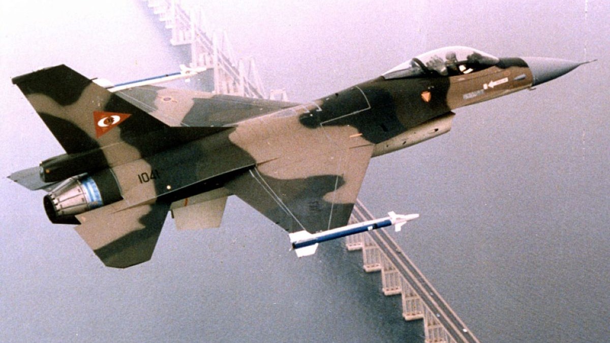 F-16 AMB Aviacion militar Bolivariana