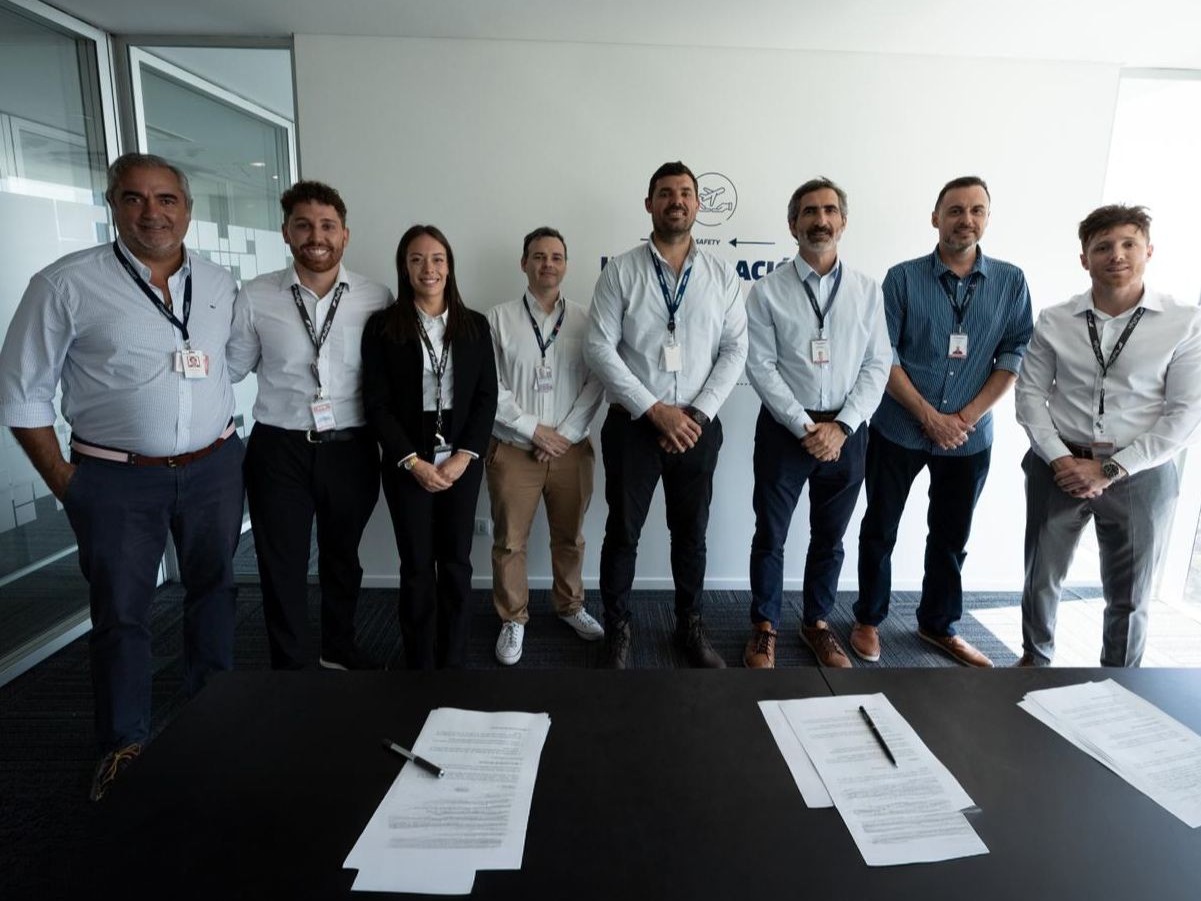 Directivos de JetSMART y ProFlight