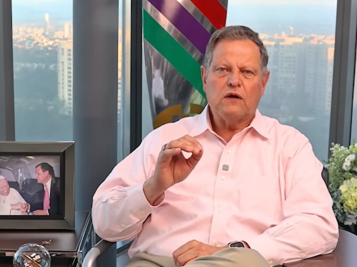 Enrique Beltranena, CEO de Volaris, en el video publicado en su cuenta de Linkedin